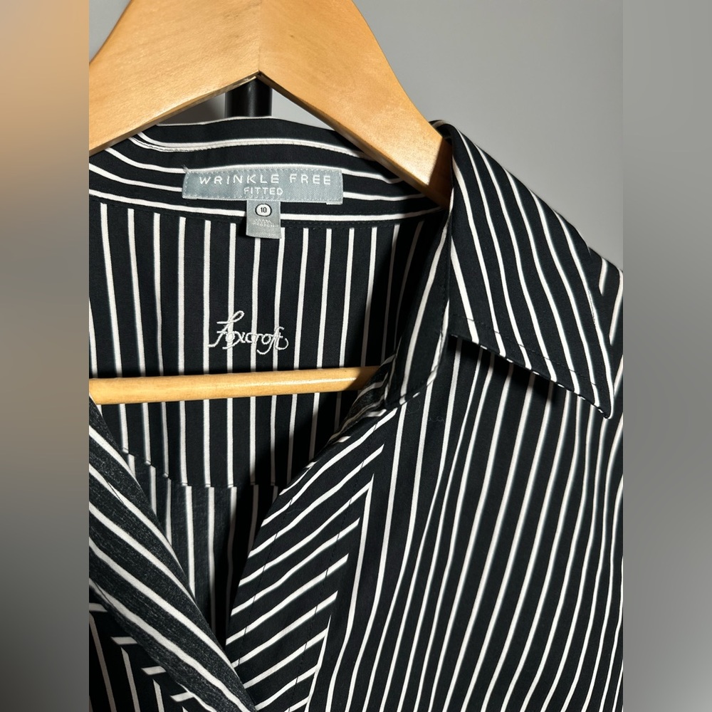 Foxcroft Wrinkle Free Fitted Button Up Long Sleev… - image 3